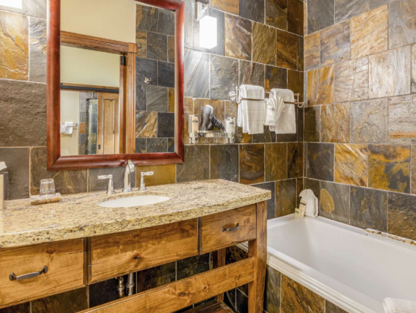 Luxury 3 Bedroom Vacation Suite in Jackson Hole