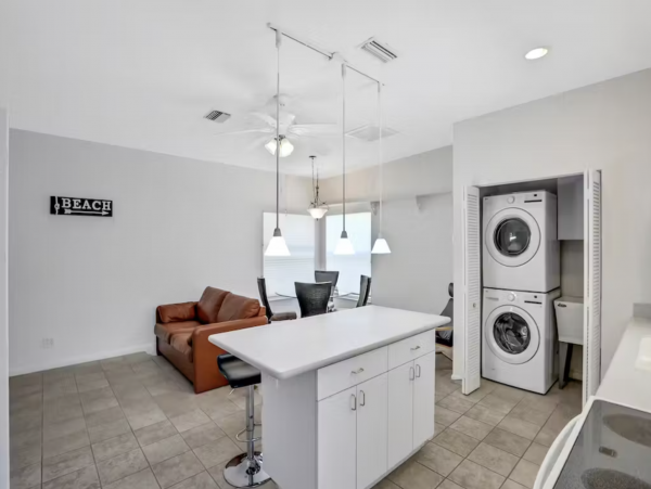 Sarasota Walk to Beach Home with Heated Pool & Al Fresco Dining