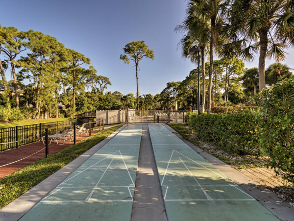 Charming 2 Bedroom Vacation Rental in Sarasota