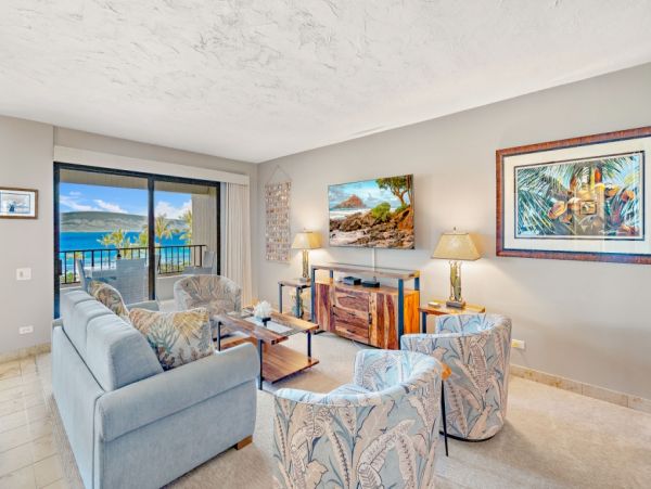 Kaanapali Vacation Rental 3 Neighboring Condos