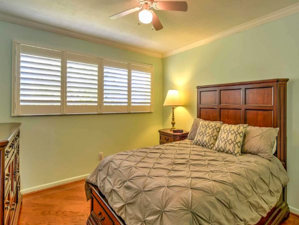 Lovely Second-Floor Condo in Marco Island