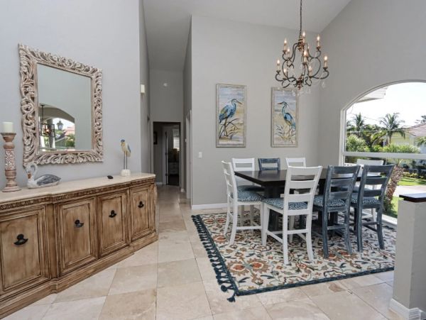 Walk to Beach Sanibel Vacation Home Four Bedroom