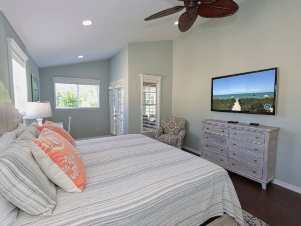 Walk to Beach Sanibel Vacation Home Four Bedroom
