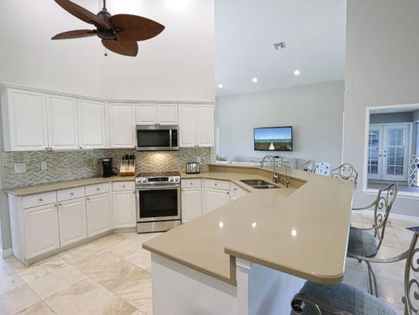 Walk to Beach Sanibel Vacation Home Four Bedroom