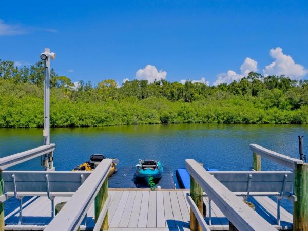 Lovely Vacation Home in Nokomis with Private Pool