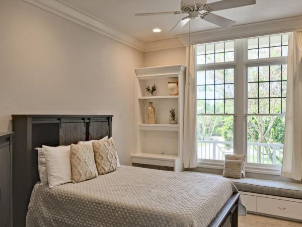 Lovely Vacation Home in Nokomis with Private Pool