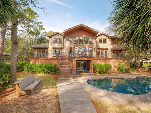 Hilton Head Vacation Pool Home Five Bedroom