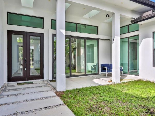 Naples Vacation Home Three Bedroom