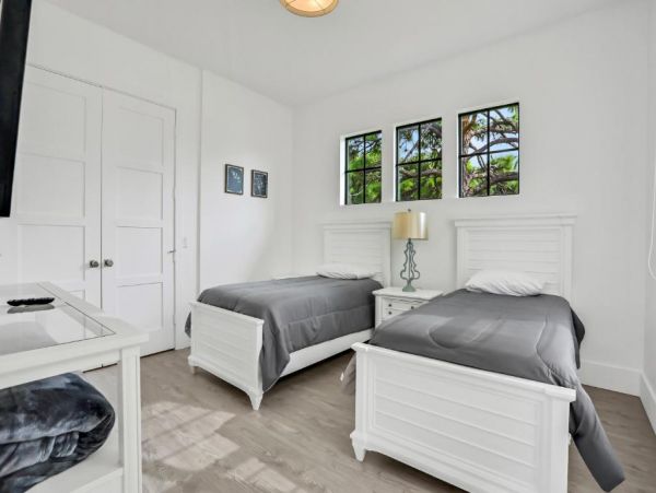 Naples Vacation Home Three Bedroom