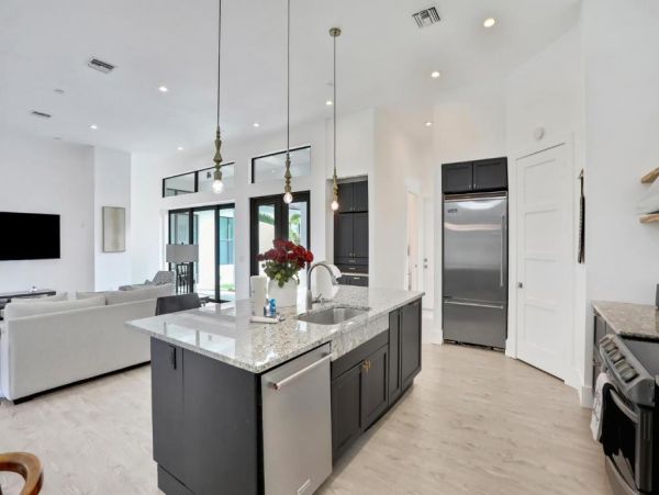 Naples Vacation Home Three Bedroom