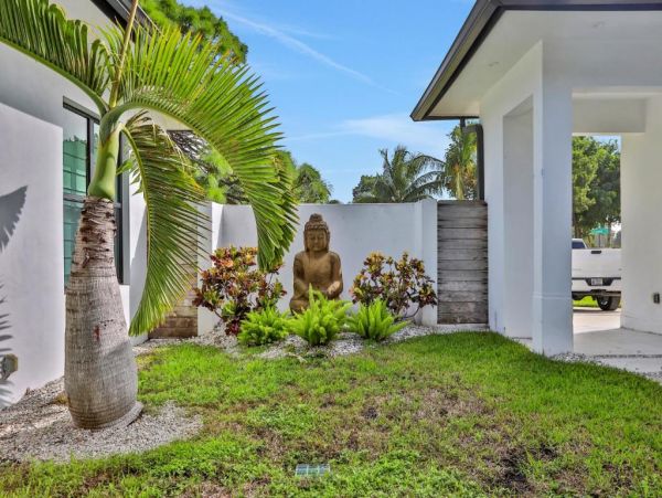 Naples Vacation Home Three Bedroom