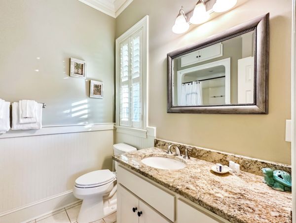 Isle of Palms Vacation Home Six Bedroom Walk to Beach