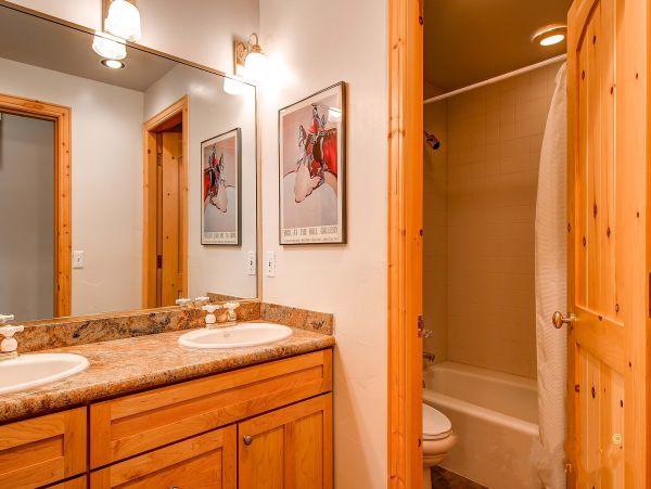 Breckenridge Vacation Home Six Bedroom