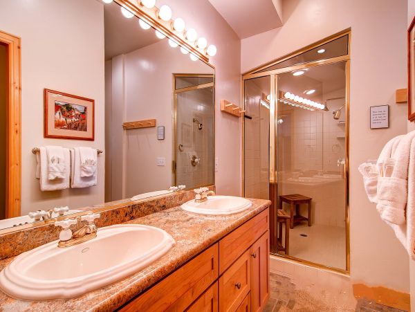 Breckenridge Vacation Home Six Bedroom
