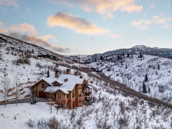 Luxury Vacation Home in Park City Sleeps 15 Guests