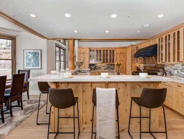 Luxury Vacation Home in Park City Sleeps 15 Guests