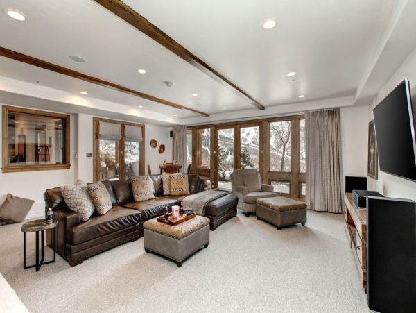 Luxury Vacation Home in Park City Sleeps 15 Guests
