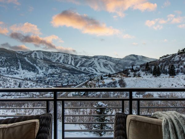 Luxury Vacation Home in Park City Sleeps 15 Guests