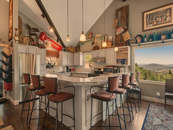 Park City Vacation Home Sleeps 23 Guests