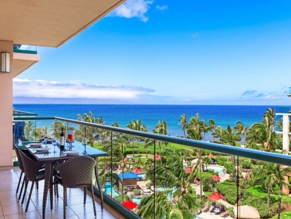 Kaanapali 4BR/4BA Combines Two Premier Beachfront Suites