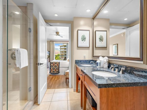 Kaanapali 4BR/4BA Combines Two Premier Beachfront Suites