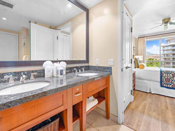 Kaanapali 4BR/4BA Combines Two Premier Beachfront Suites