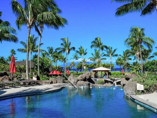 Kaanapali 4BR/4BA Combines Two Premier Beachfront Suites