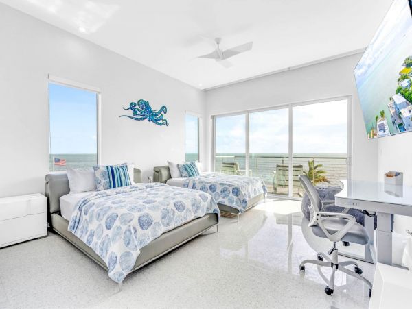 Marathon Four Bedroom Oceanfront Residence