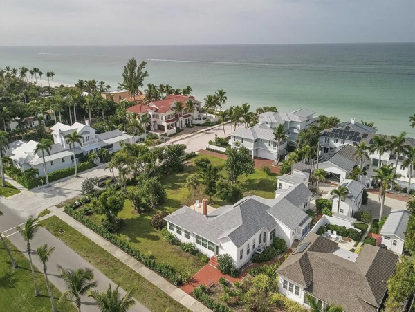 Rare Find Boca Grande Six Bedroom Luxury Vacation Home Steps to Beach