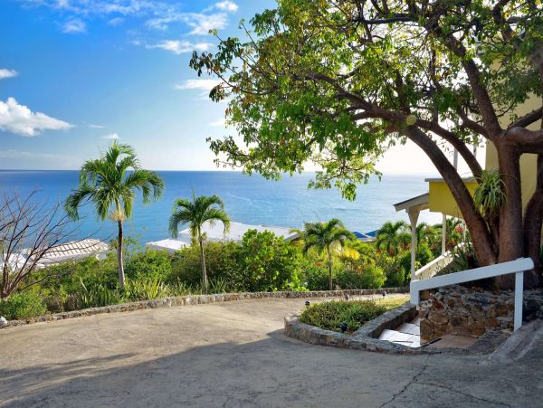 Luxury Island Escape with Sweeping Caribbean Views in St. Thomas
