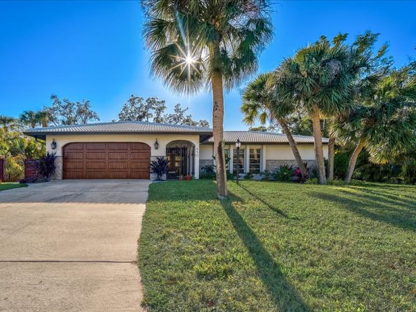 Lovely Siesta Key Vacation Rental with Private Pool