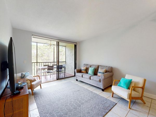 Charming Condo in Longboat Key Located on the Beach
