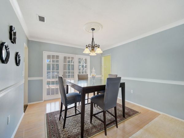 Lovely 3 Vacation Rental with Canal View in Siesta Key