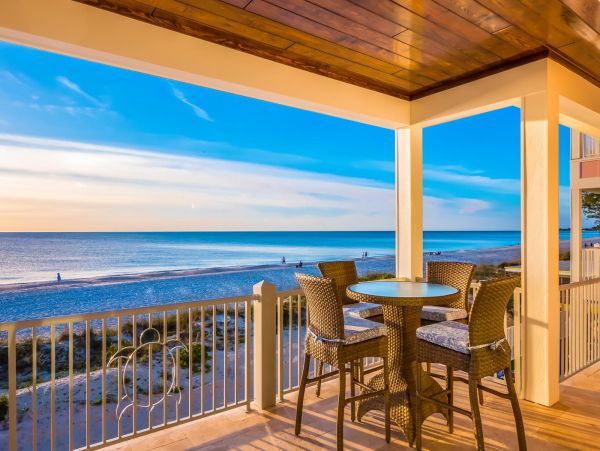 Gulf Front Upscale Four Bedroom Vacation Home in Holmes Beach