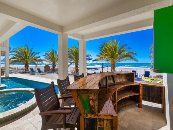 Gulf Front Upscale Four Bedroom Vacation Home in Holmes Beach