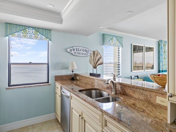 Punta Rassa Peninsula Vacation Condo Two Bedroom