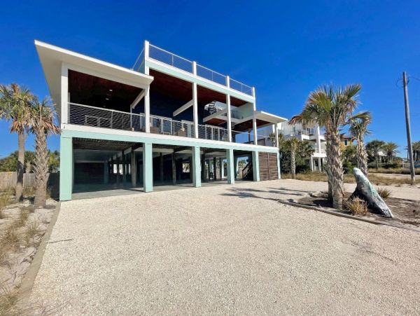 Five Bedroom  Gulf View Vacation Rental Home in Pensacola Beach