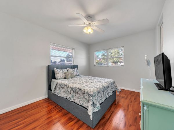Lovely Clearwater 2 Bedroom Vacation Home