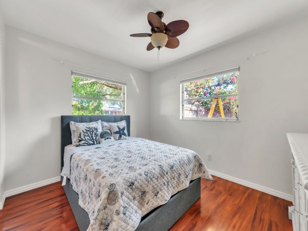 Lovely Clearwater 2 Bedroom Vacation Home