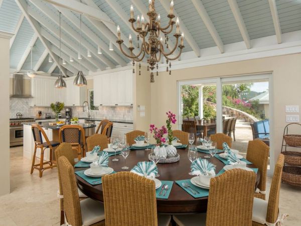 Caribbean Rental with 7 Bedrooms and Great Views