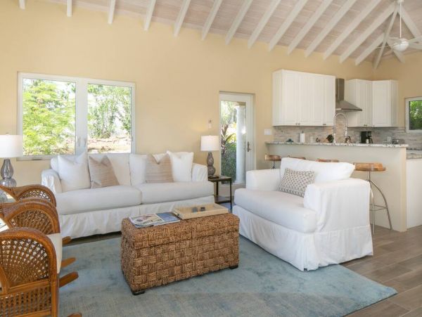 Caribbean Rental with 7 Bedrooms and Great Views