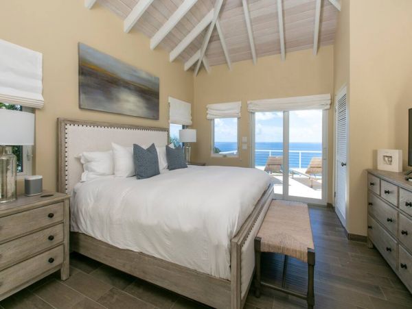 Caribbean Rental with 7 Bedrooms and Great Views