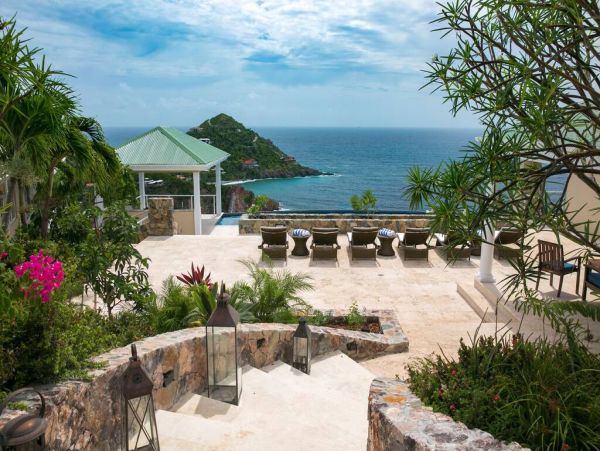 Caribbean Rental with 7 Bedrooms and Great Views