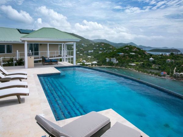 Caribbean Rental with 7 Bedrooms and Great Views