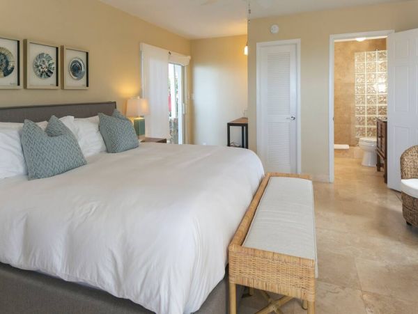 Caribbean Rental with 7 Bedrooms and Great Views