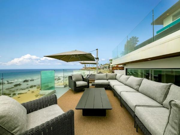 Stunning Views Malibu Vacation Home Sleeps 10 Guests