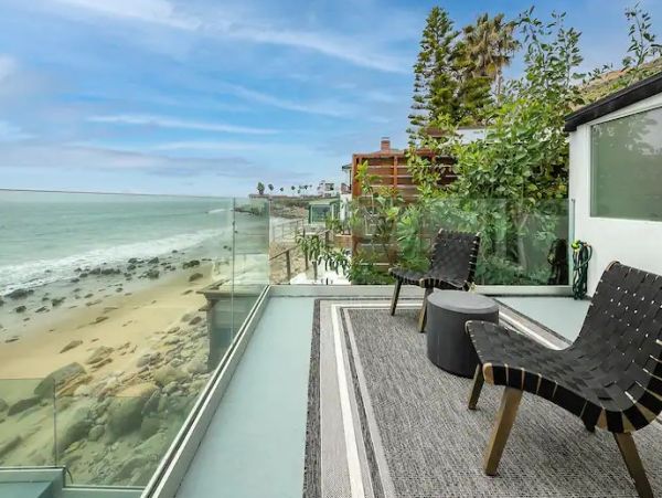 Stunning Views Malibu Vacation Home Sleeps 10 Guests
