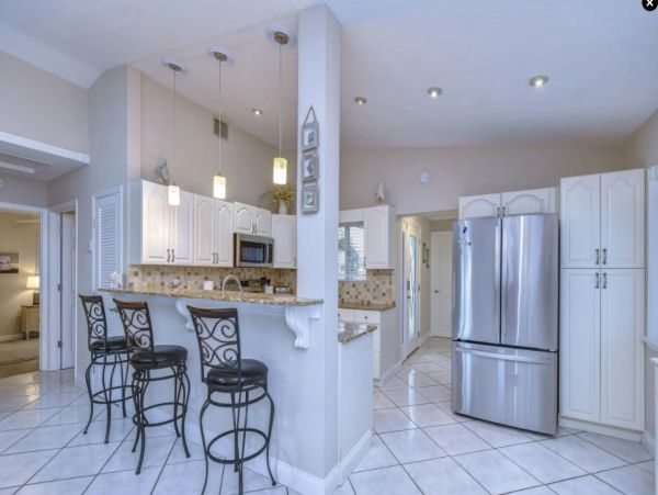 Indian Rocks Beach 3 Bedroom Rental with Stunning Views