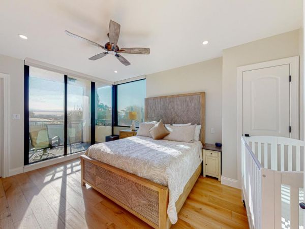 Gulf-front 3 Bedroom Condo in Longboat Key