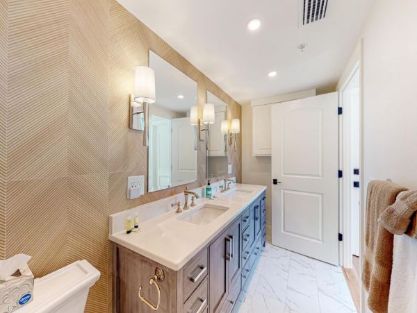 Gulf-front 3 Bedroom Condo in Longboat Key
